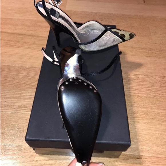 Gianfrance Ferre heels size 37 BNIB - Picture 1 of 3